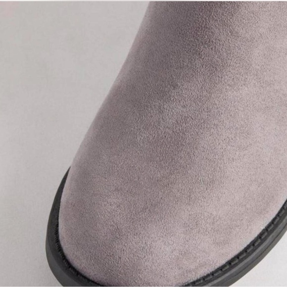 Torrid stretch flat over the knee boots - Picture 4 of 7